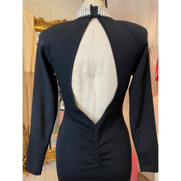 1980s black wool bandage dress backless beaded mock neck ruched 80s body con med - Picture 7 of 11